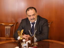Сергей Меликов поздравил сотрудников прокуратуры с профессиональным праздником